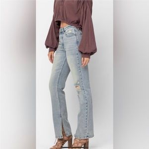Judy Blue high waisted distressed straight leg with side slit hem. Straight leg